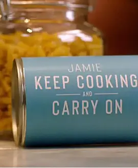Jamie: Keep Cooking and Carry On Season 1封面图